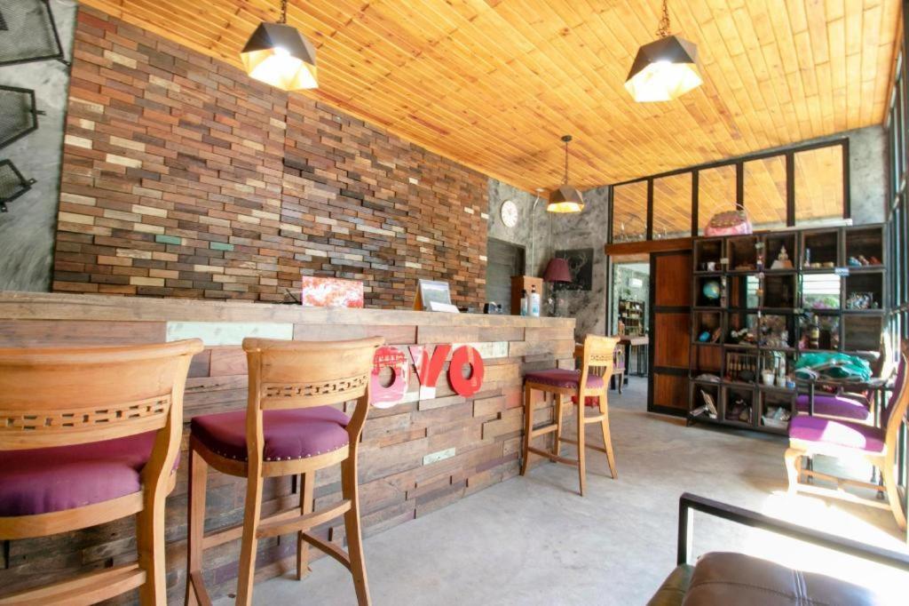 Oyo 75374 Baan Rak Mai Otel Kanchanaburi Dış mekan fotoğraf